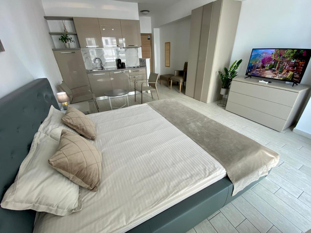 De Silva Studio Adia 4 Mamaia Exterior foto